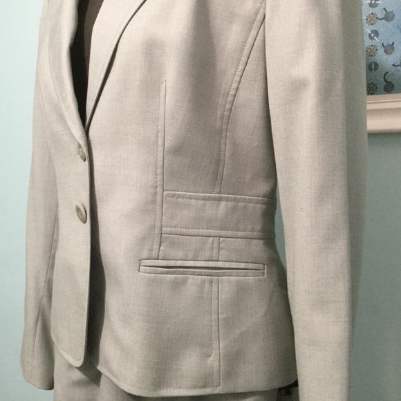 Nine West 2 piece pant suit - Picture 3 of 8